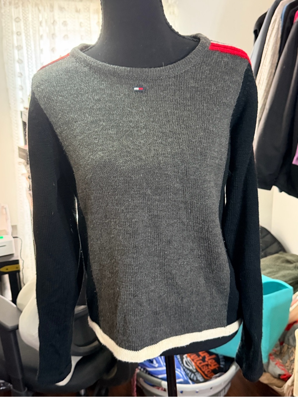 Tommy Hilfiger Gray & Black Crewneck Sweater with Red Shoulder Stripes